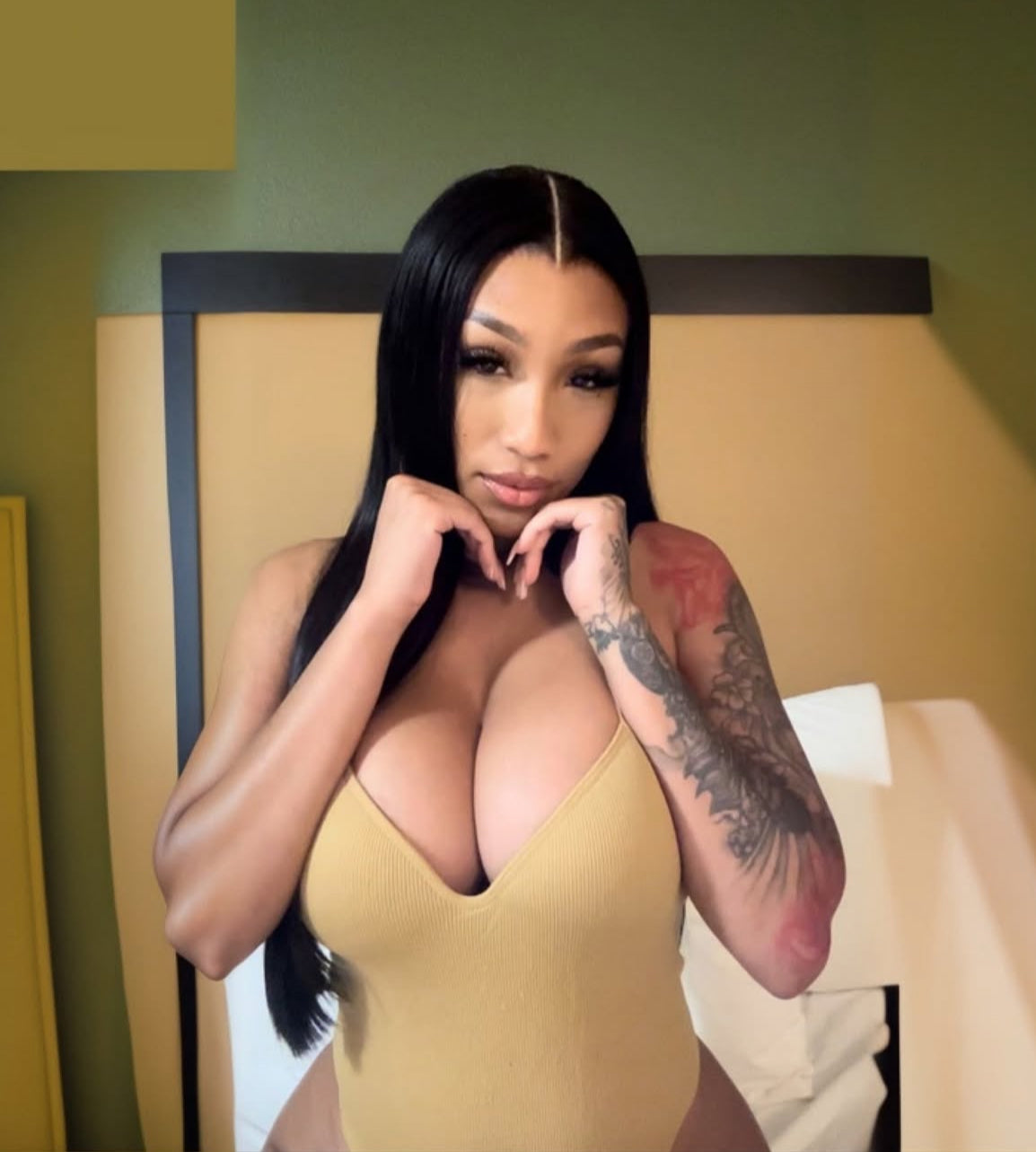 Straight HD Frontal Wig